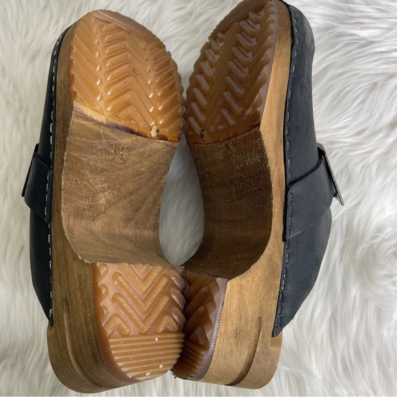 Sanita Black Leather Slip On Wooden Clogs Comfort Shoes Size 35 / 5 - Picture 3 of 8